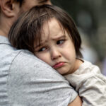 Alienacja rodzicielska jako przestępstwo – śledztwo prokuratury w Koninie